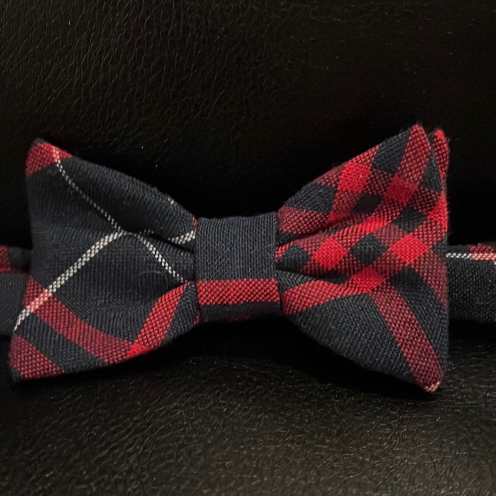 American apparel NEW bow tie plaid red blue white clip never been worn